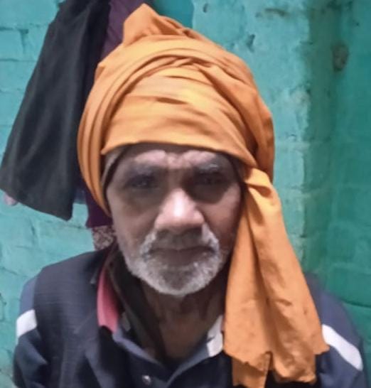 क्षतिग्रस्त ट्रक।