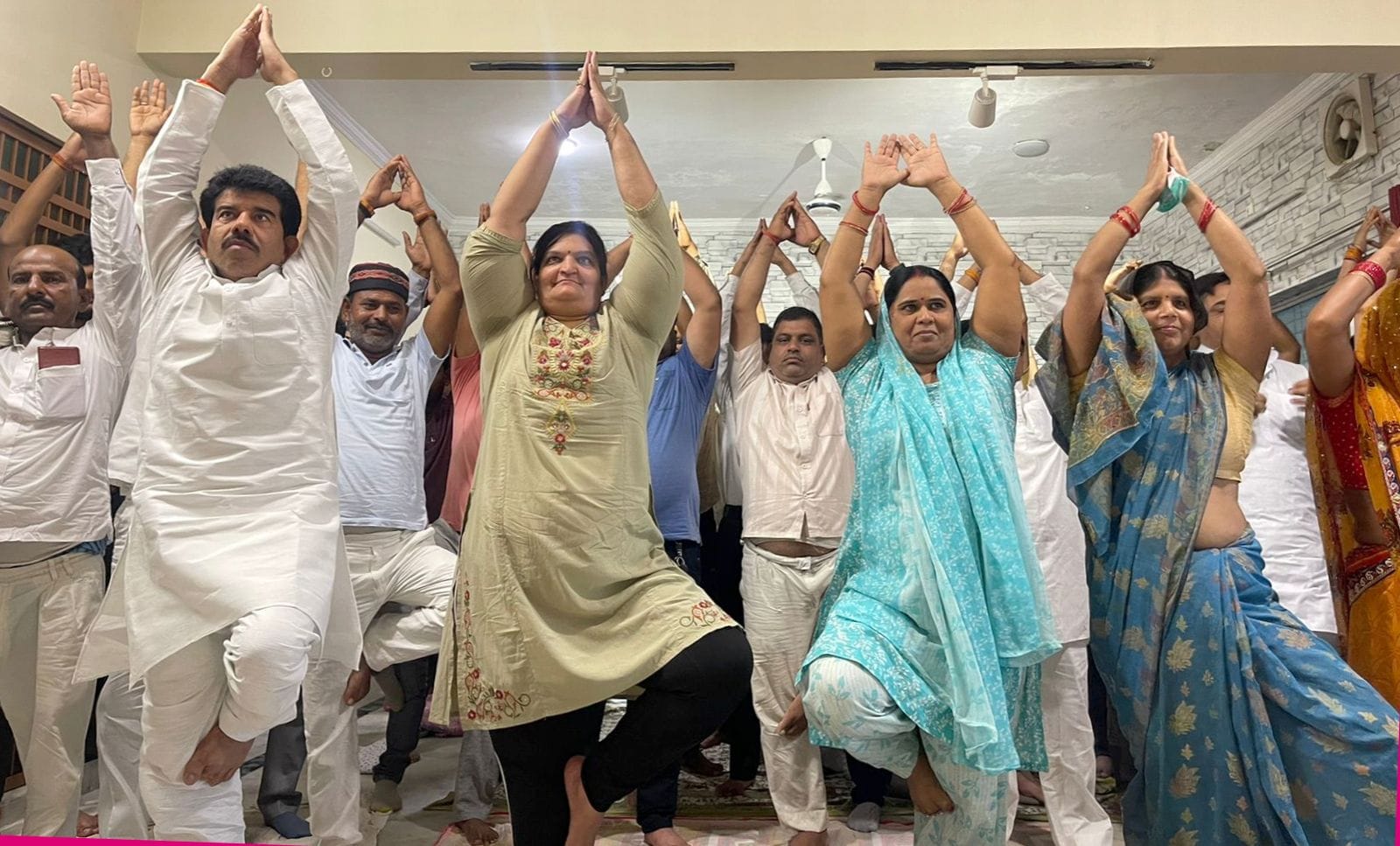 कुंवरगांव में निकाली गई शोभायात्रा। संवाद