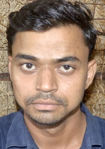 रोजगार दफ्तर में साक्षात्कार देने पहुचे युवा। संवाद