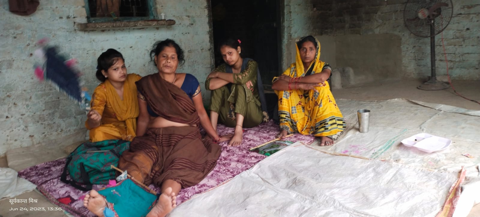 जैतीपुर में मृतक रघुवीर के चाचा दृगपाल