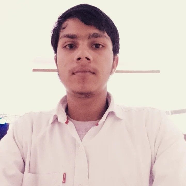फोटो 03- शव लेने के लिए नागरिक अस्पताल पहुंचे परिजन। फोटो 03- शव लेने के लिए नागरिक अस्पताल पहुंचे परिजन।