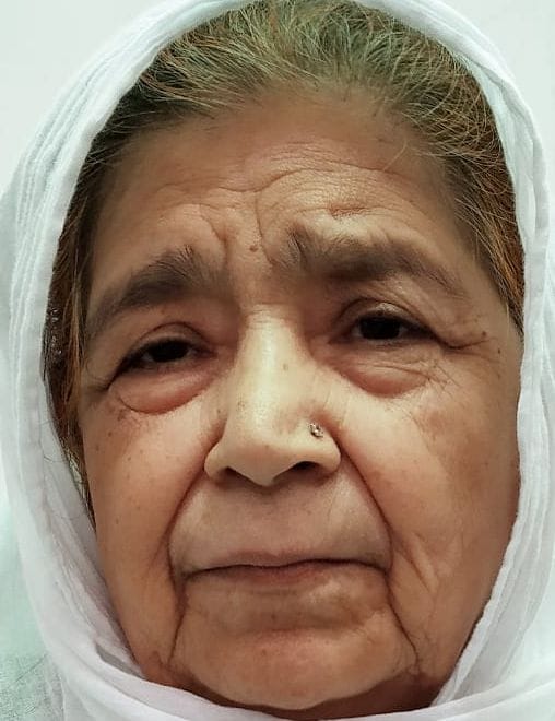 सब्जी मंडी में सब्जी की दुकान पर रहा ग्राहकों का टोटा।संवाद