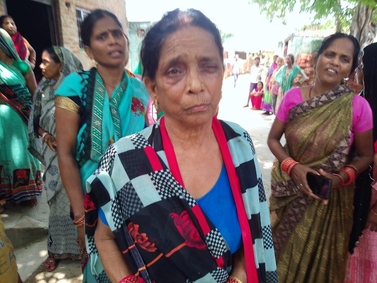 सिंधौली के पैना बुजुर्ग में घायल रानी।