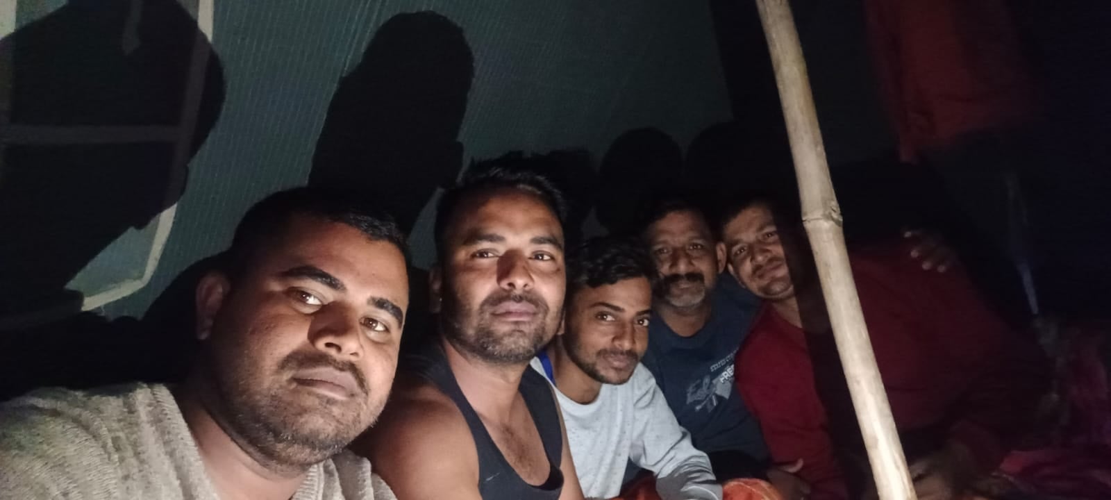 अमरनाथ यात्रा पर जाते पुवायां के यात्री अमरनाथ यात्रा पर जाते पुवायां के यात्री