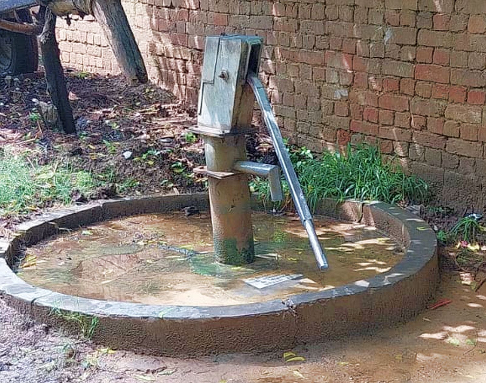 मुस्लिम खां।