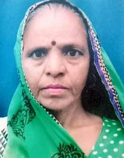 वह दीवार जिसके मलबे मे सुदामा देवी दबी थी।