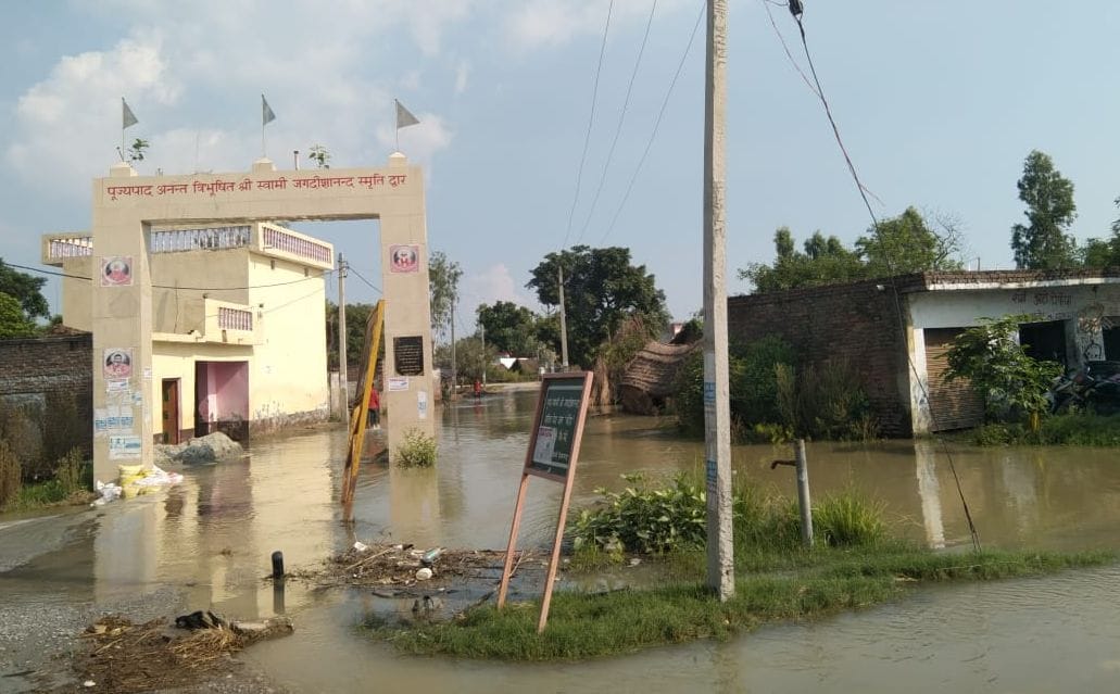 बाढ़ पीड़ित, रिजवान अहमद।संवाद