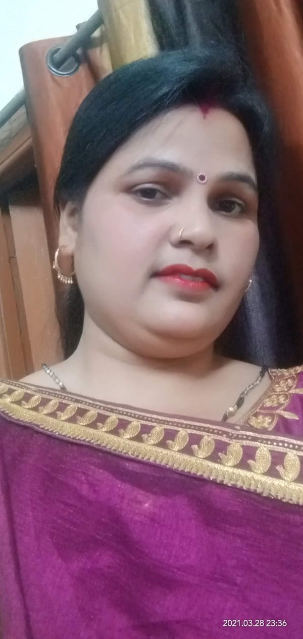 एक दुकान पर ब्रिकी को रखी दाले । संवाद