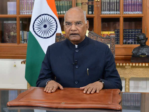 कुरुक्षेत्र। दीक्षांत समारोह के आयोजन को लेकर अधिकारियों की बैठक लेते केयू कुलपति प्रो. सोमनाथ