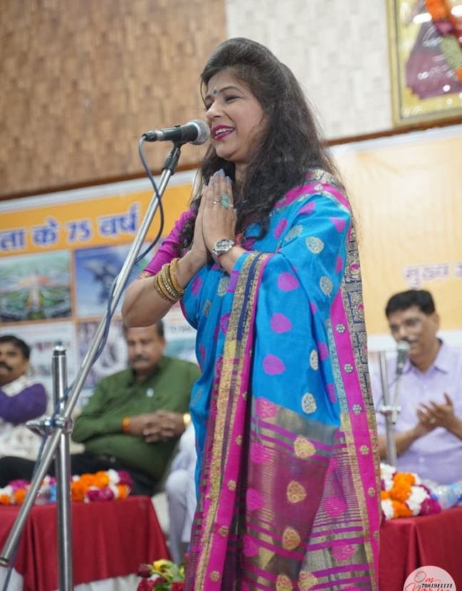 सेंट्रल बार एसोसिएशन शाहजहांपुर के राजीव सभागार में उपस्थित अतिथि। संवाद