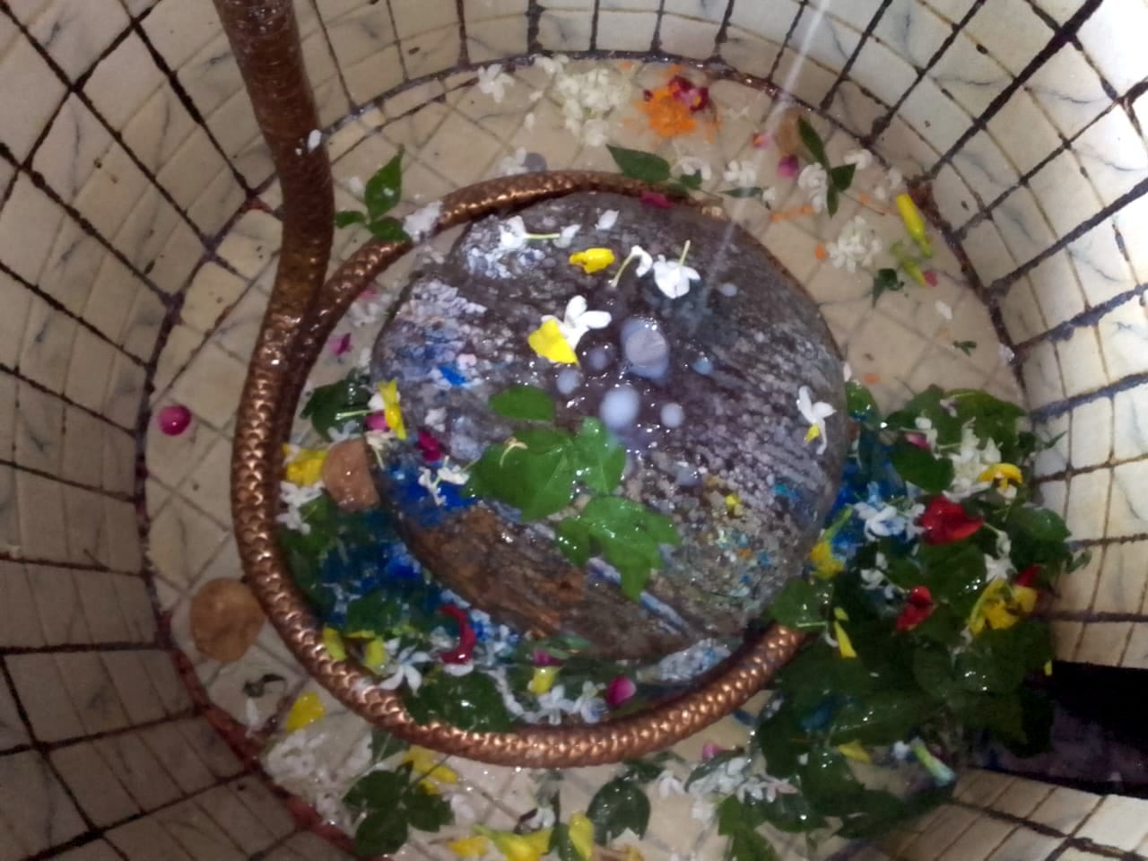 गजमोचन नाथ मंदिर का मुख्य द्वार