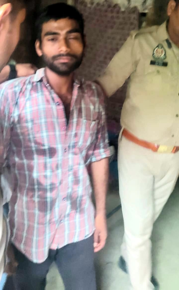 मृतका सरला देवी की फ़ाइल फ़ोटो मृतका सरला देवी की फ़ाइल फ़ोटो