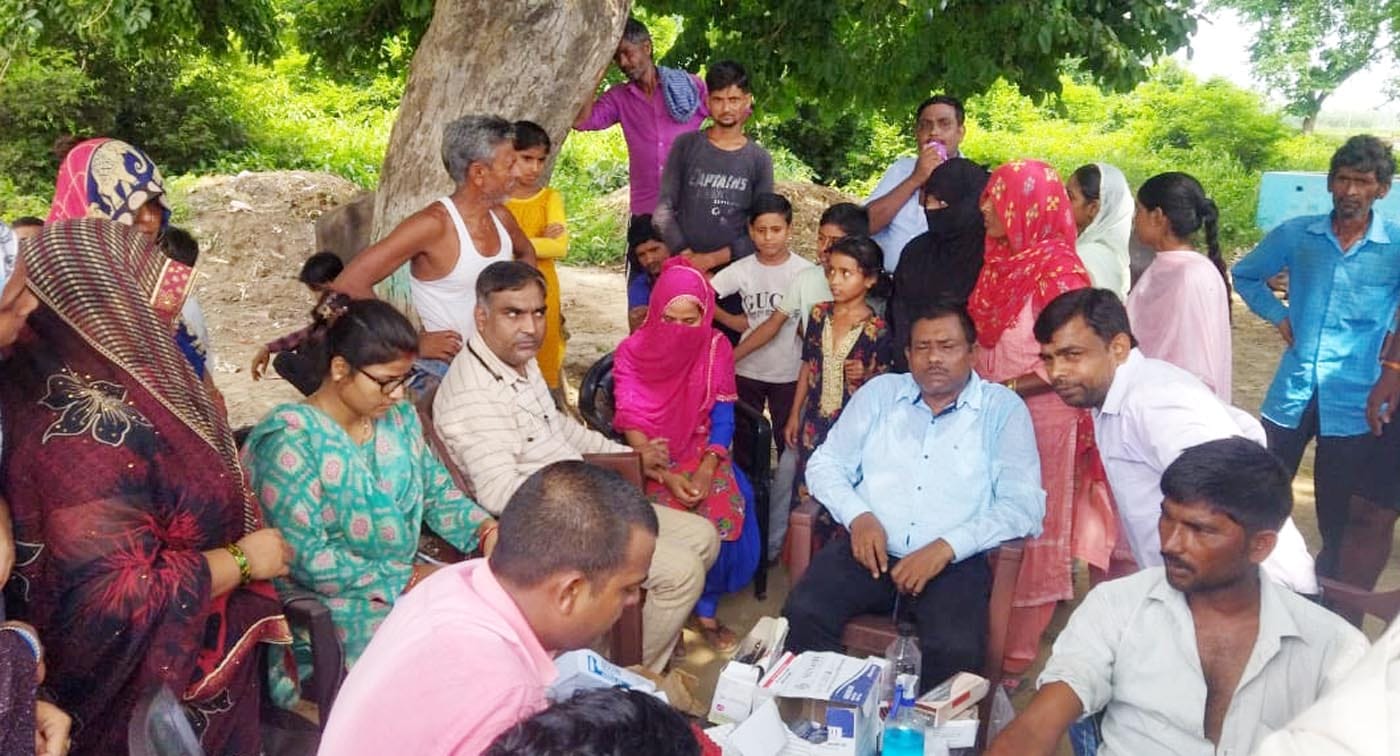 अस्पताल में भर्ती बुखार से पीड़ित मरीज। संवाद