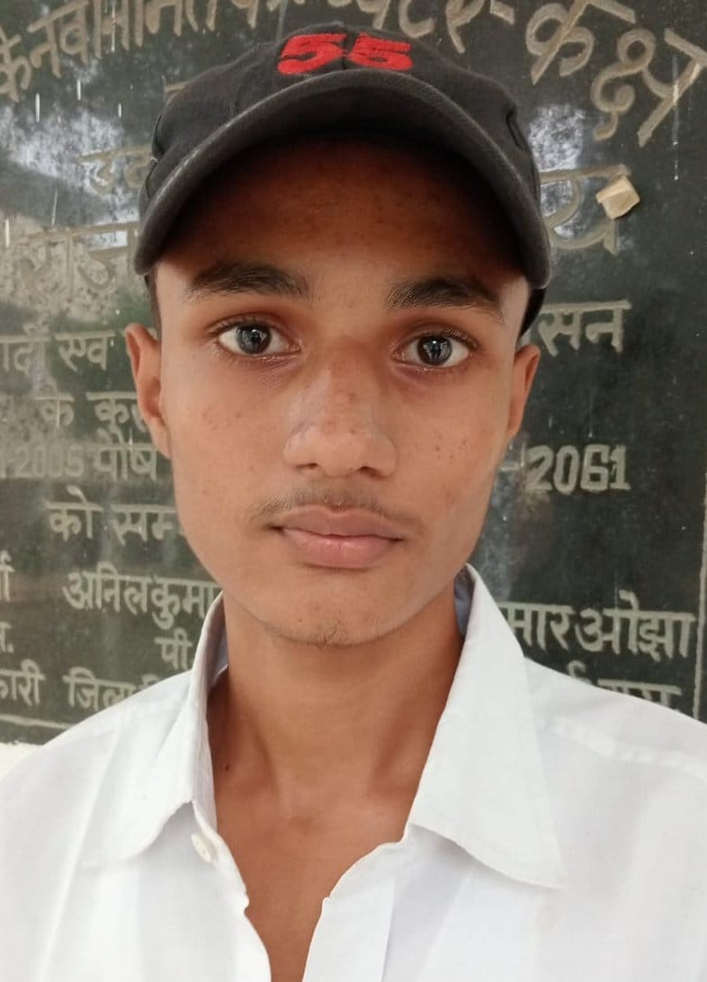 चंद्रयान थ्री के सफल लैंडिंग पर जुलूस निकालकर खुशी का इजहार करते भाजयुमो कार्यकर्ता। संवाद