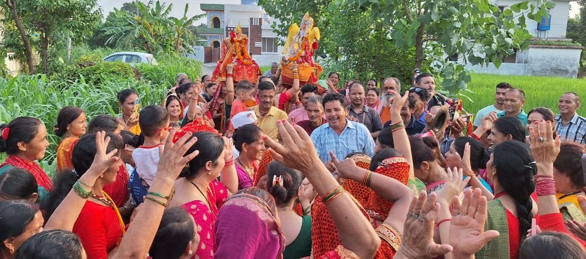 रुद्रपुर में शैल सांस्कृतिक समिति की बैठक में बोलते महामंत्री दिवाकर पांडे। स्रोत- आयोजक रुद्रपुर में शैल सांस्कृतिक समिति की बैठक में बोलते महामंत्री दिवाकर पांडे। स्रोत- आयोजक