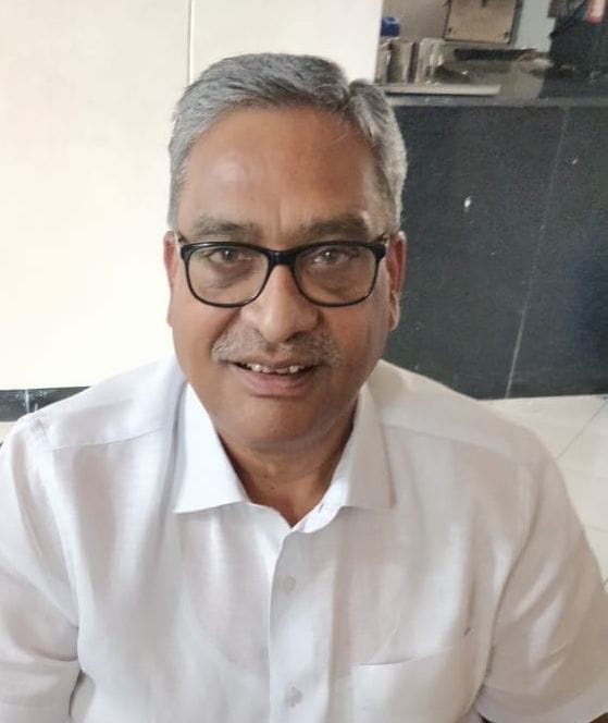 फोटो :24: कुंडली में संपर्क मार्ग को तैयार करता रोडरोलर। संवाद फोटो :24: कुंडली में संपर्क मार्ग को तैयार करता रोडरोलर। संवाद