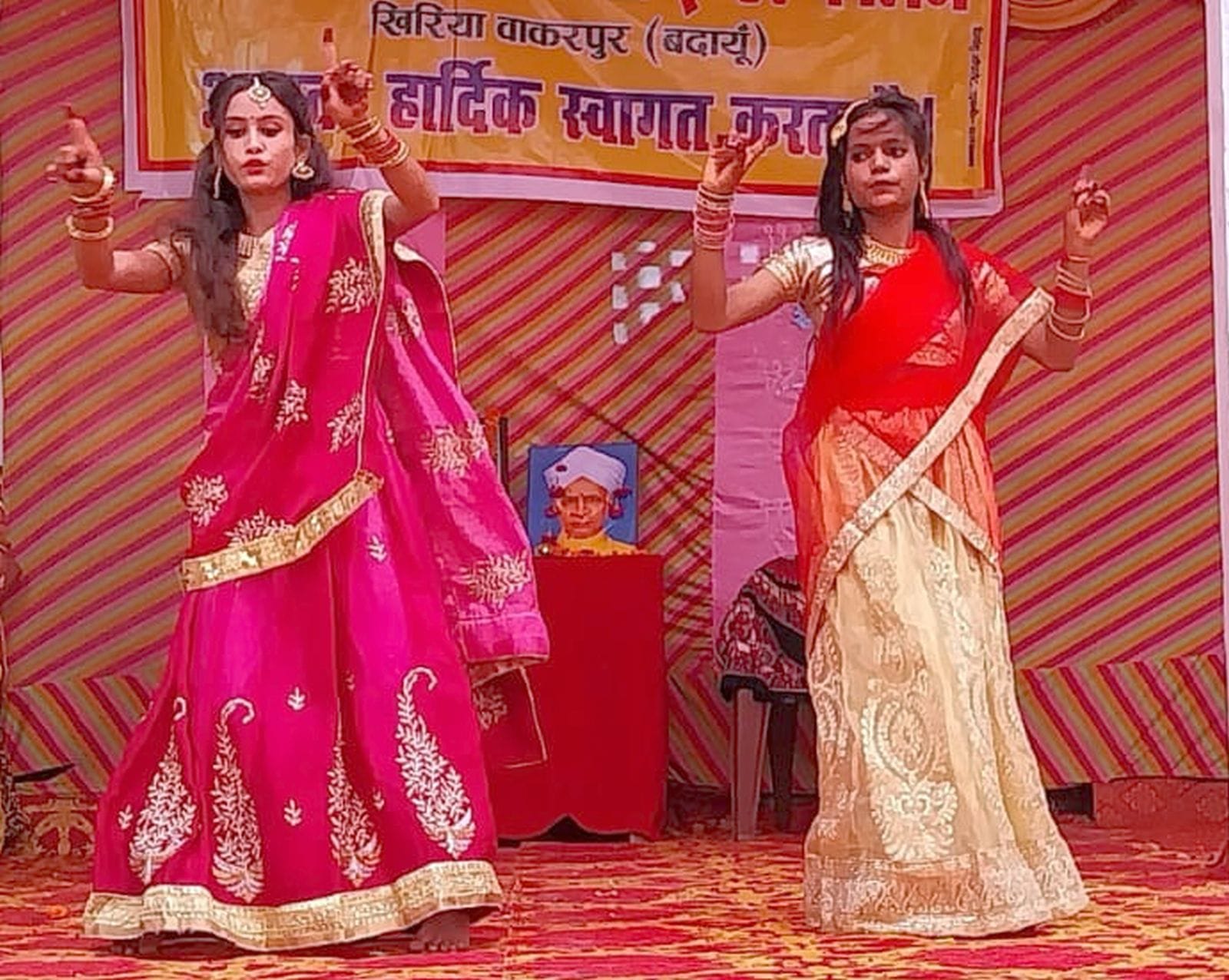 जियांट्स वेलफेयर फाउंडेशन के तत्वावधान में मेडिकल कॉलेज में किया गया शिक्षकों का सम्मान। स्व