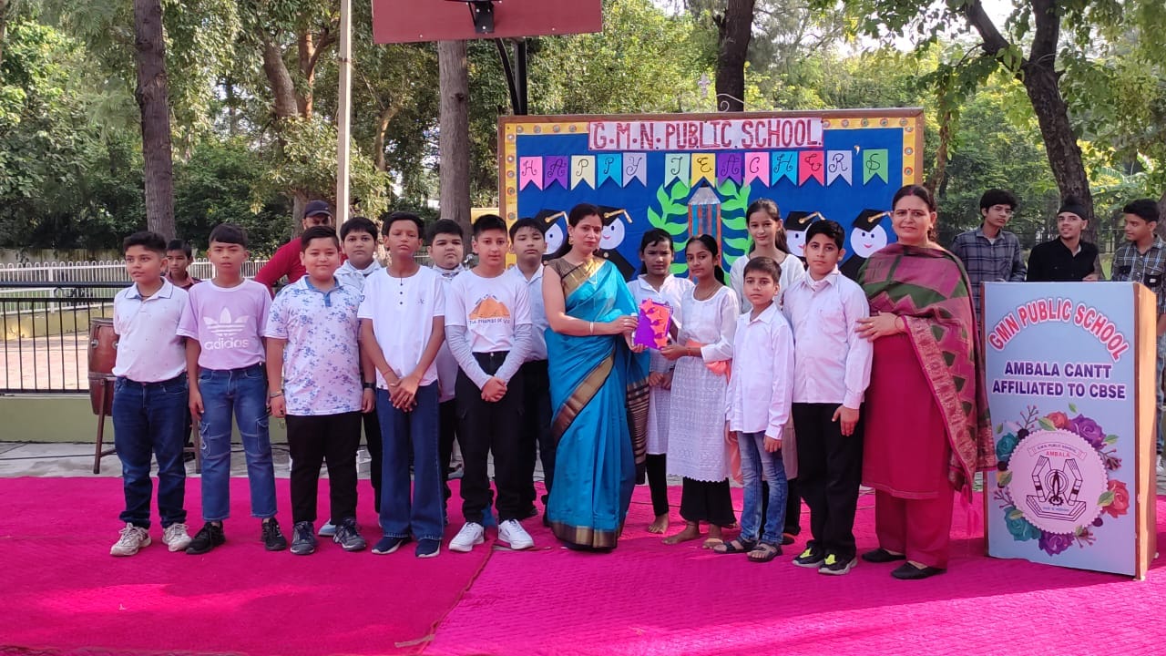 द स्कॉलर्स स्कूल में शिक्षक दिवस मनाया। द स्कॉलर्स स्कूल में शिक्षक दिवस मनाया।