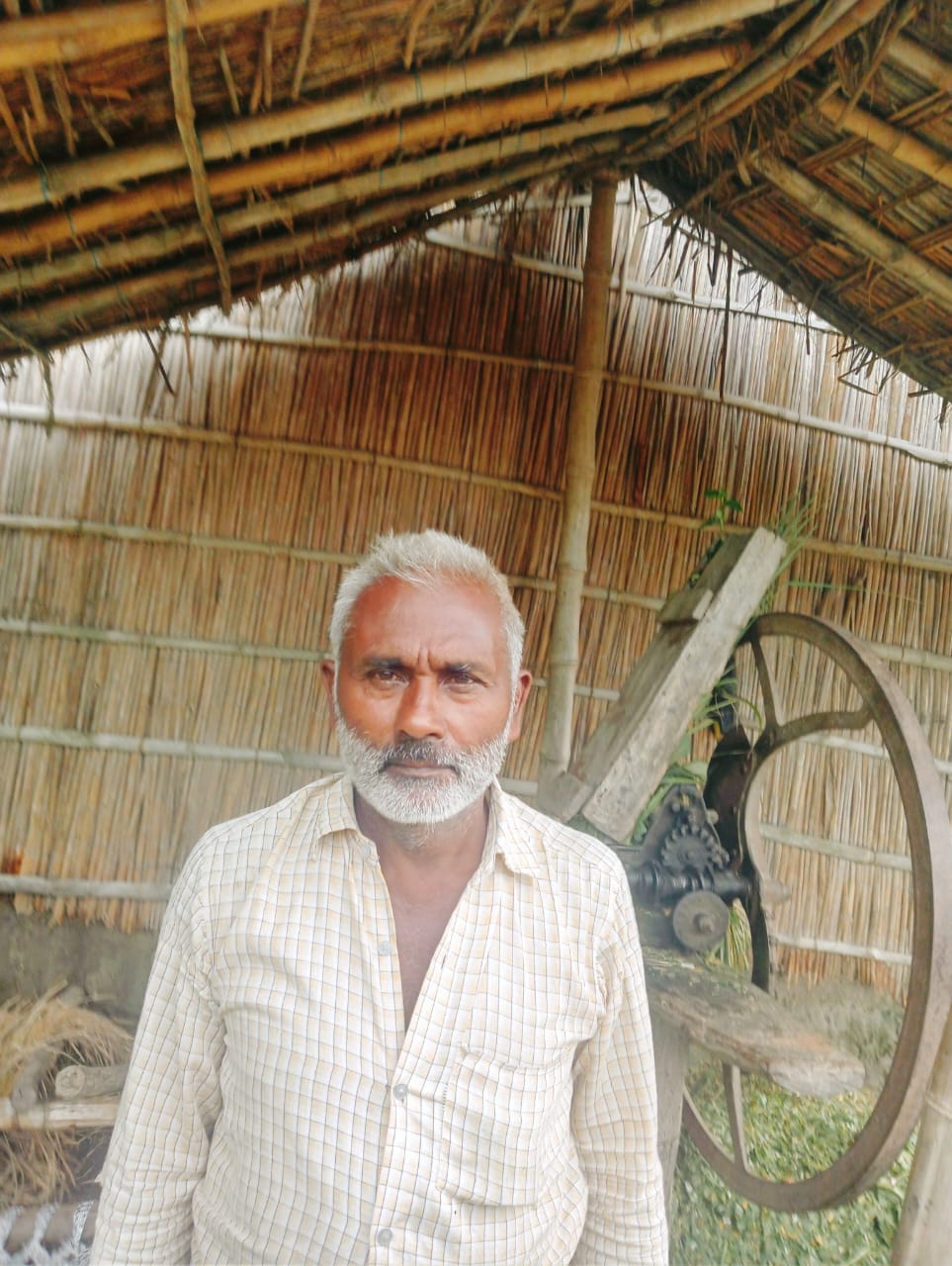 चंदिया हजारा से गांव राहुल नगर को जाने वाली रास्ता । स्त्रोत - ग्रामीण