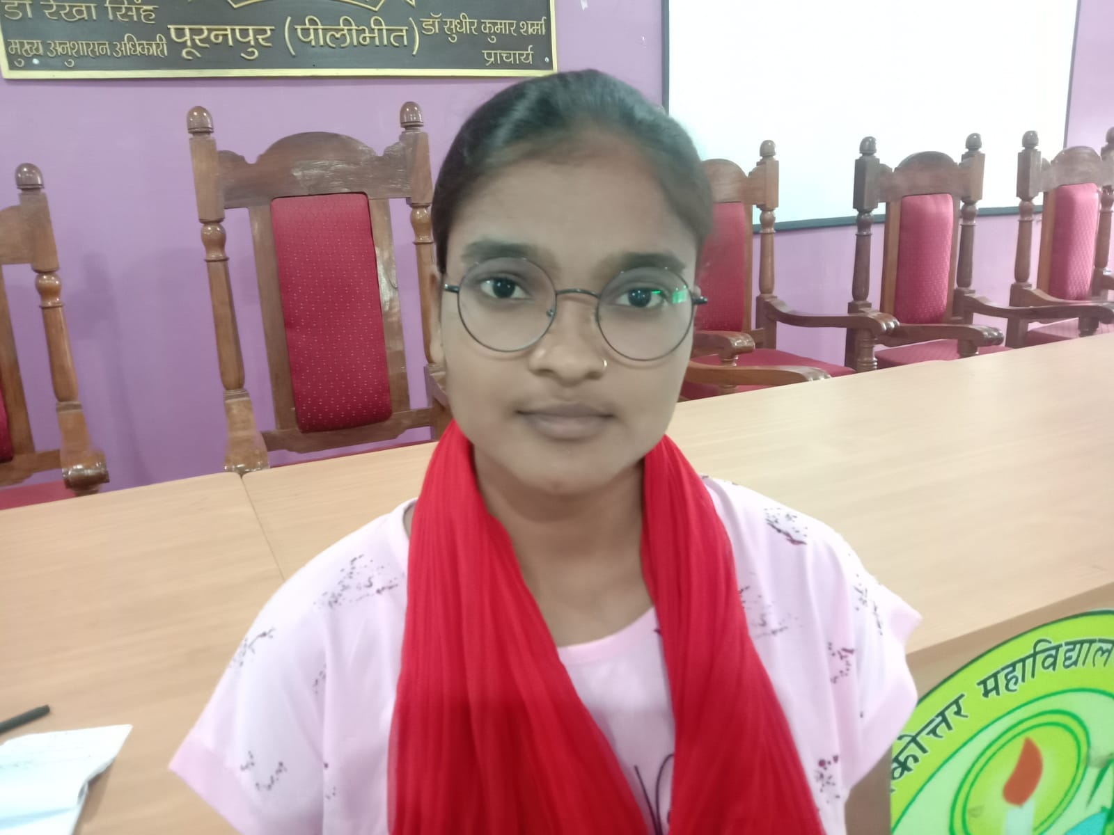 अमर उजाला के करियर कांउसलिग को संबोधित करते डिप्टी कमिश्नर उघोग आत्मदेव शर्मा । संवाद