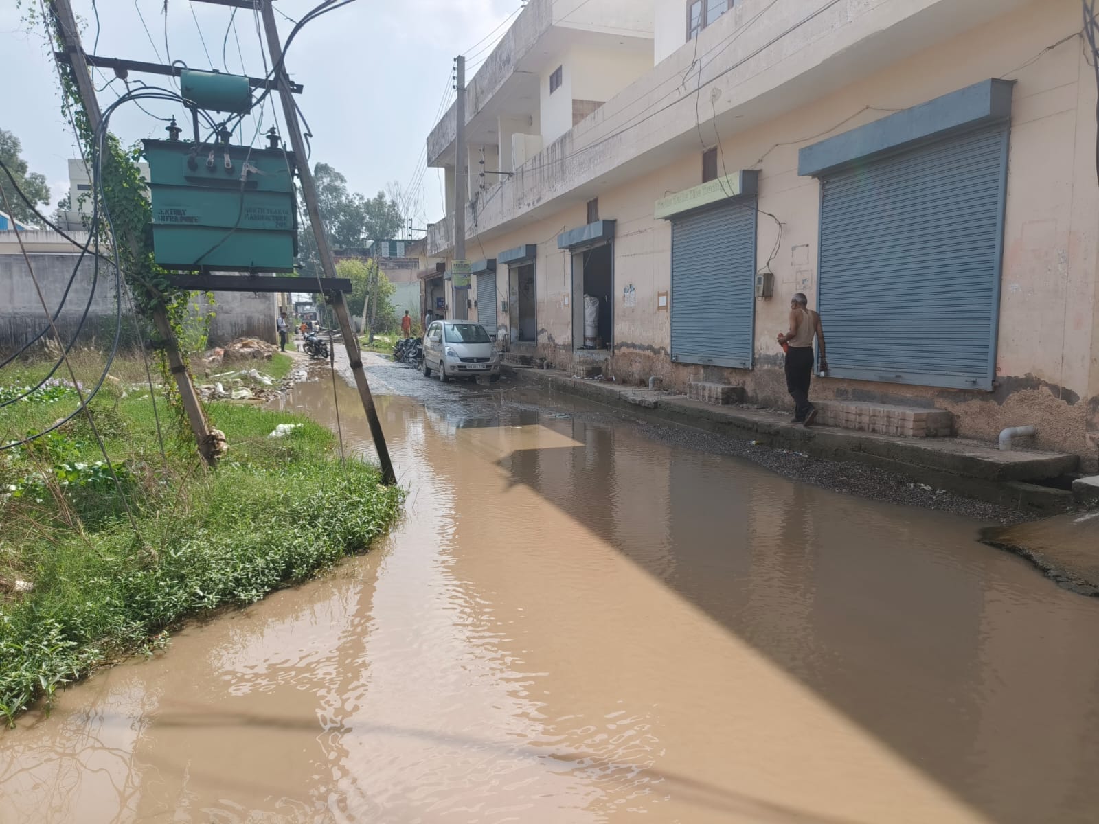 साइंटिको मेडिको इंजीनियरिंग इंस्ट्रूमेंट्स के संचालक अभिषेक साइंटिको मेडिको इंजीनियरिंग इंस्ट्रूमेंट्स के संचालक अभिषेक