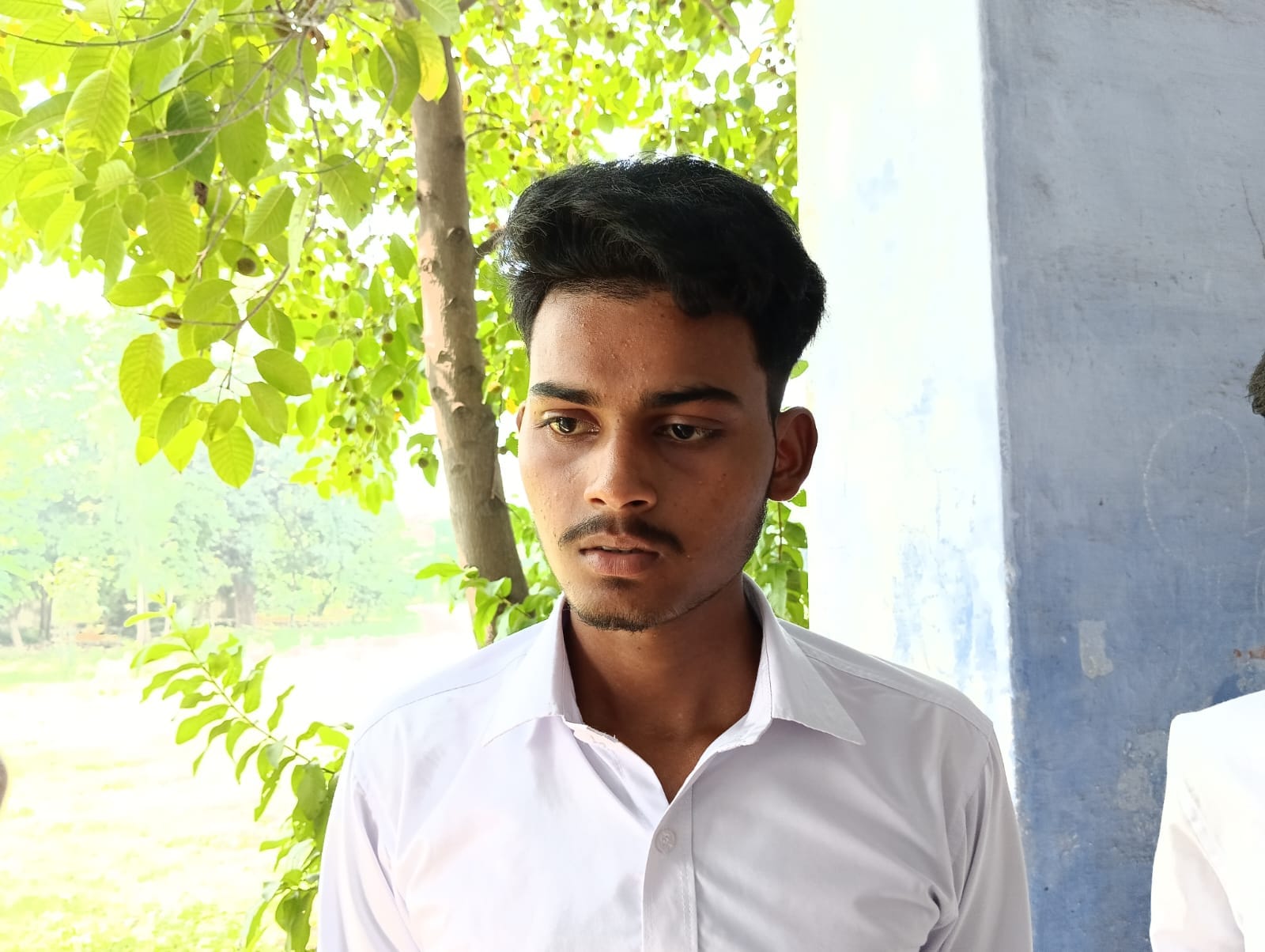 छात्रा प्रीती ।