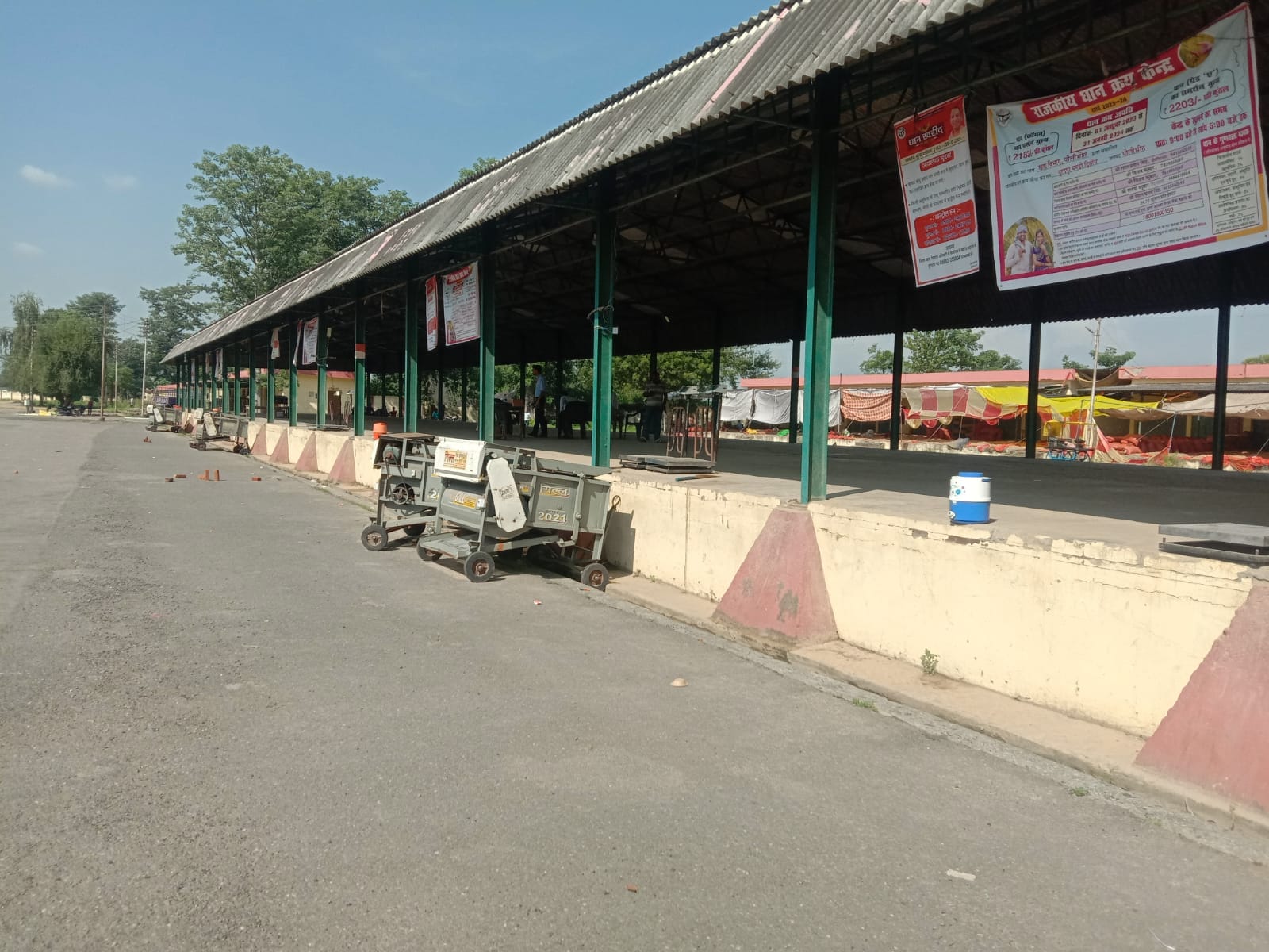 मंडी समिति में सूना पड़ा धान खरीद केंद्र । संवाद