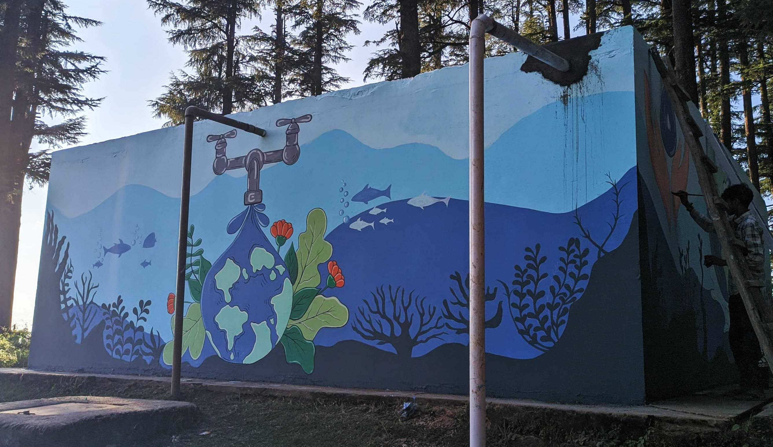 प्रधानमंत्री के संभावित दौरे के दृष्टिगत लोहाघाट स्टेडियम की दीवार में खेल से संबंधित खूबसूरत प्रधानमंत्री के संभावित दौरे के दृष्टिगत लोहाघाट स्टेडियम की दीवार में खेल से संबंधित खूबसूरत