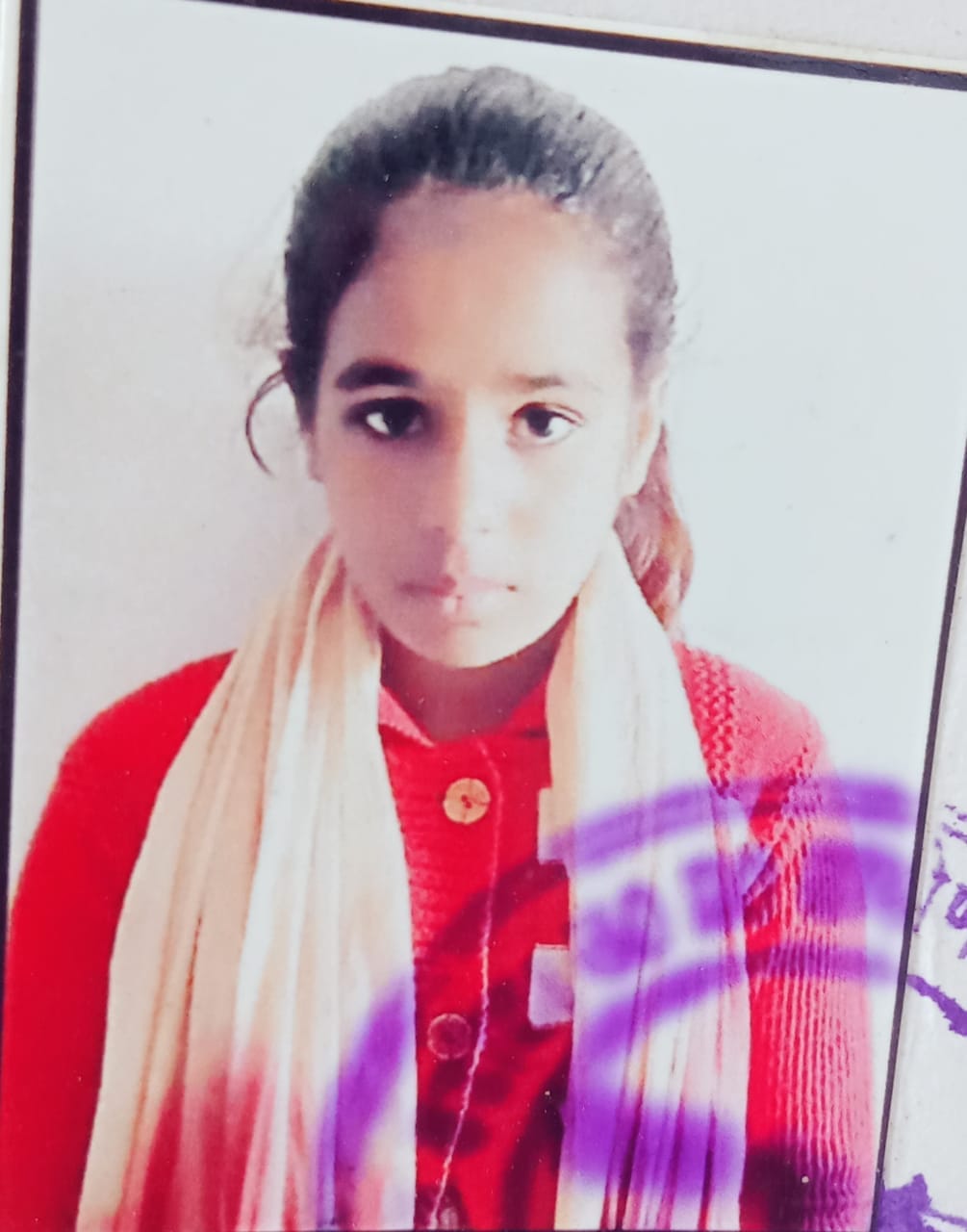 शाहजहांपुर में मौका-मुआयना करती परौर पुलिस। स्त्रोत-जागरुक पाठक
