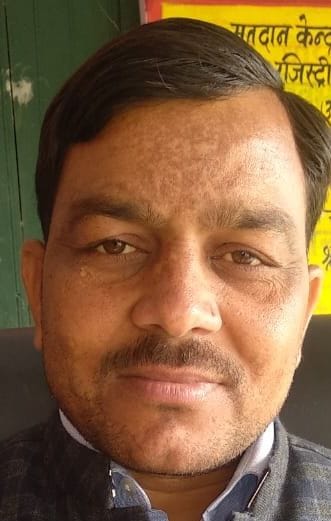 रामगंगा के किनारे पड़े लोहे के पीपे। संवाद