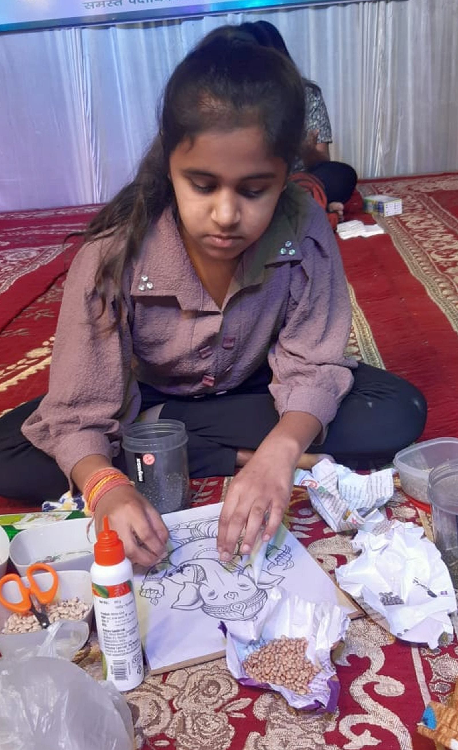 उझानी में अग्रसेन महोत्सव में शामिल पालिकाध्यक्ष  पूनम अग्रवाल। संवाद