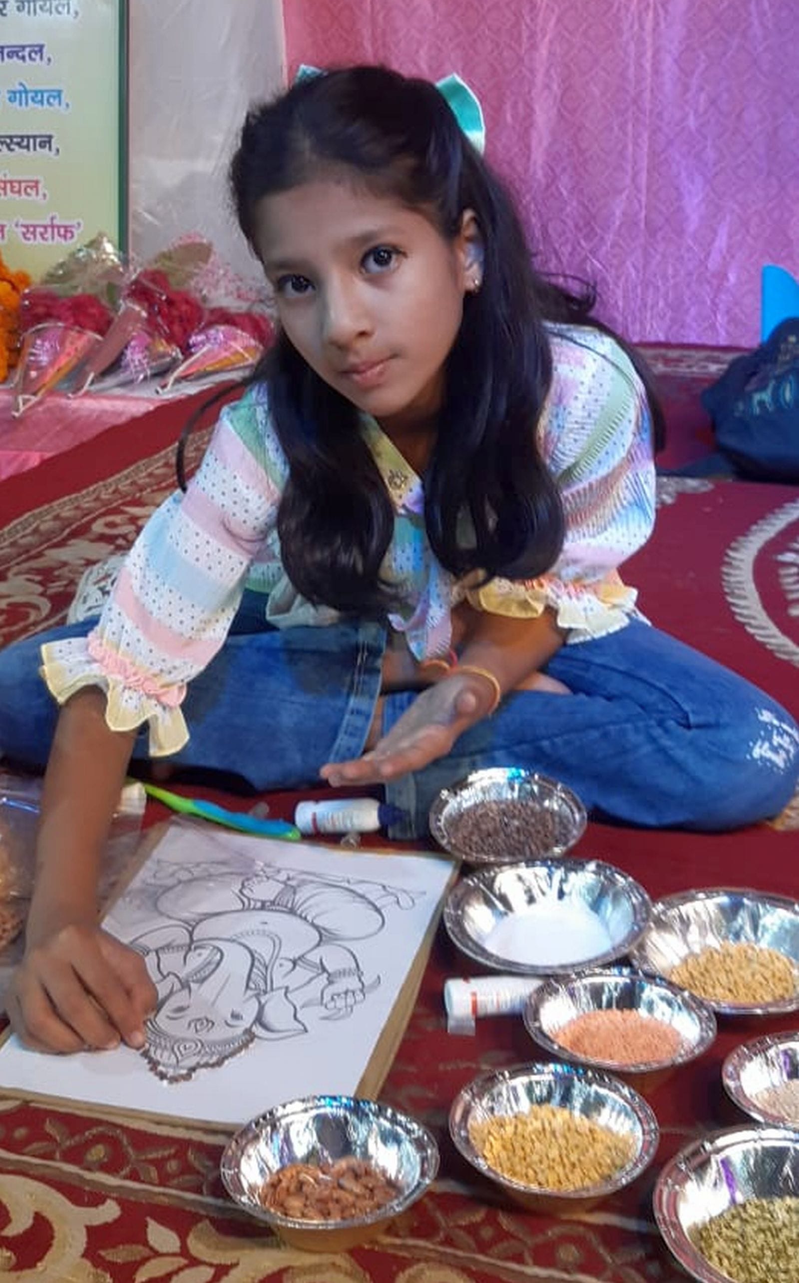 उझानी में अग्रसेन महोत्सव में शामिल पालिकाध्यक्ष  पूनम अग्रवाल। संवाद