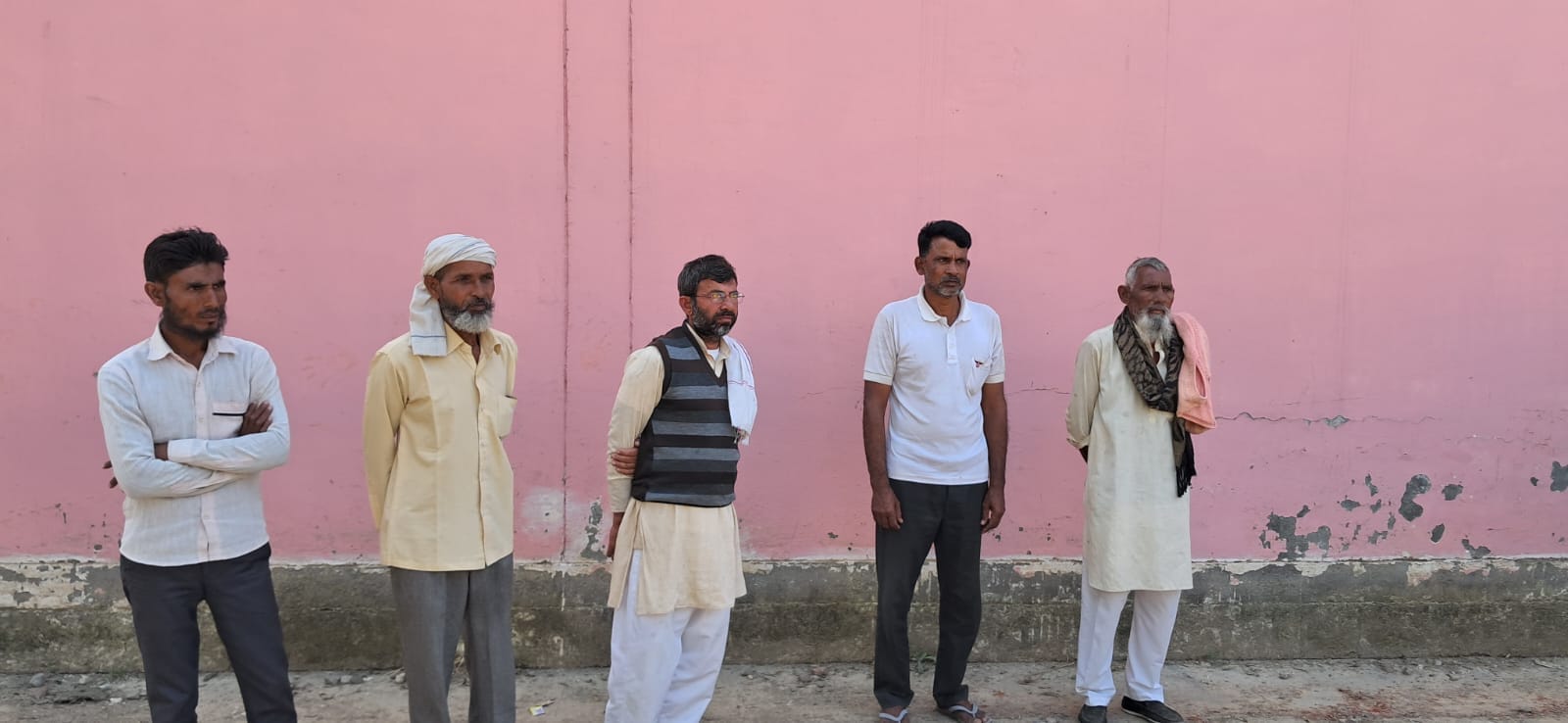 मृतक बशी खां का फाइल फोटो ।