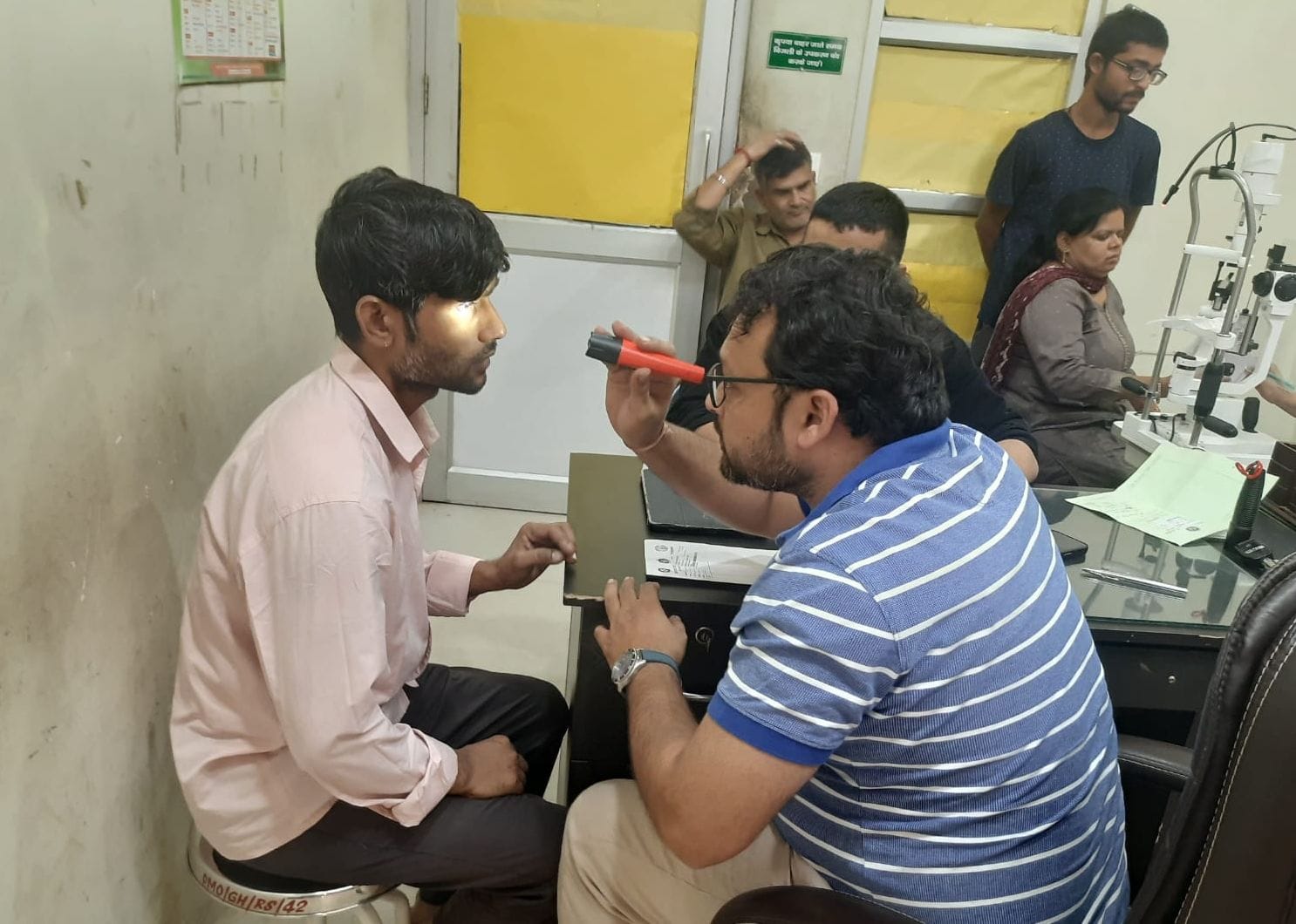 फोटो 21. सोनीपत में प्रदूषण का स्तर बढ़ने से जिला नागरिक अस्पताल में काफी संख्या में पहुंचे मरी फोटो 21. सोनीपत में प्रदूषण का स्तर बढ़ने से जिला नागरिक अस्पताल में काफी संख्या में पहुंचे मरी