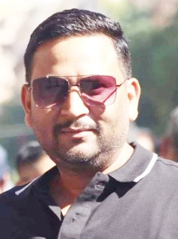 सुवनीत पाठक