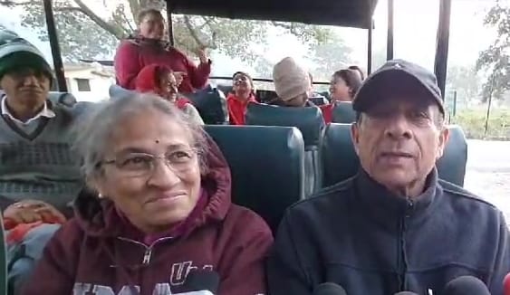 त्योहारी सीजन की छुट्टियों के चलते नैनीताल में पर्यटकों की भारी भीड़ उमड़ रही है। देर शाम तक नै त्योहारी सीजन की छुट्टियों के चलते नैनीताल में पर्यटकों की भारी भीड़ उमड़ रही है। देर शाम तक नै