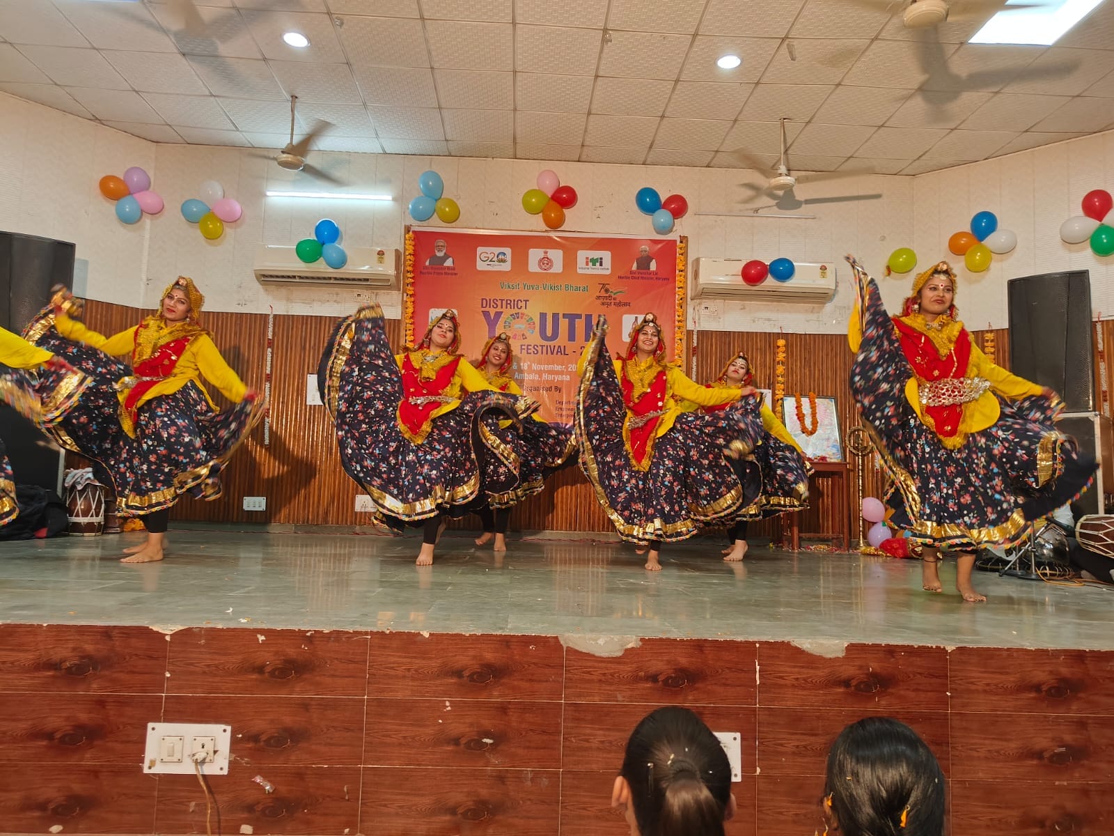 दो दिवसीय जिला स्तरीय युवा महोत्सव में शुक्रवार को पहले दिन मुख्यातिथि के रूप में पहुंचे उपायु दो दिवसीय जिला स्तरीय युवा महोत्सव में शुक्रवार को पहले दिन मुख्यातिथि के रूप में पहुंचे उपायु