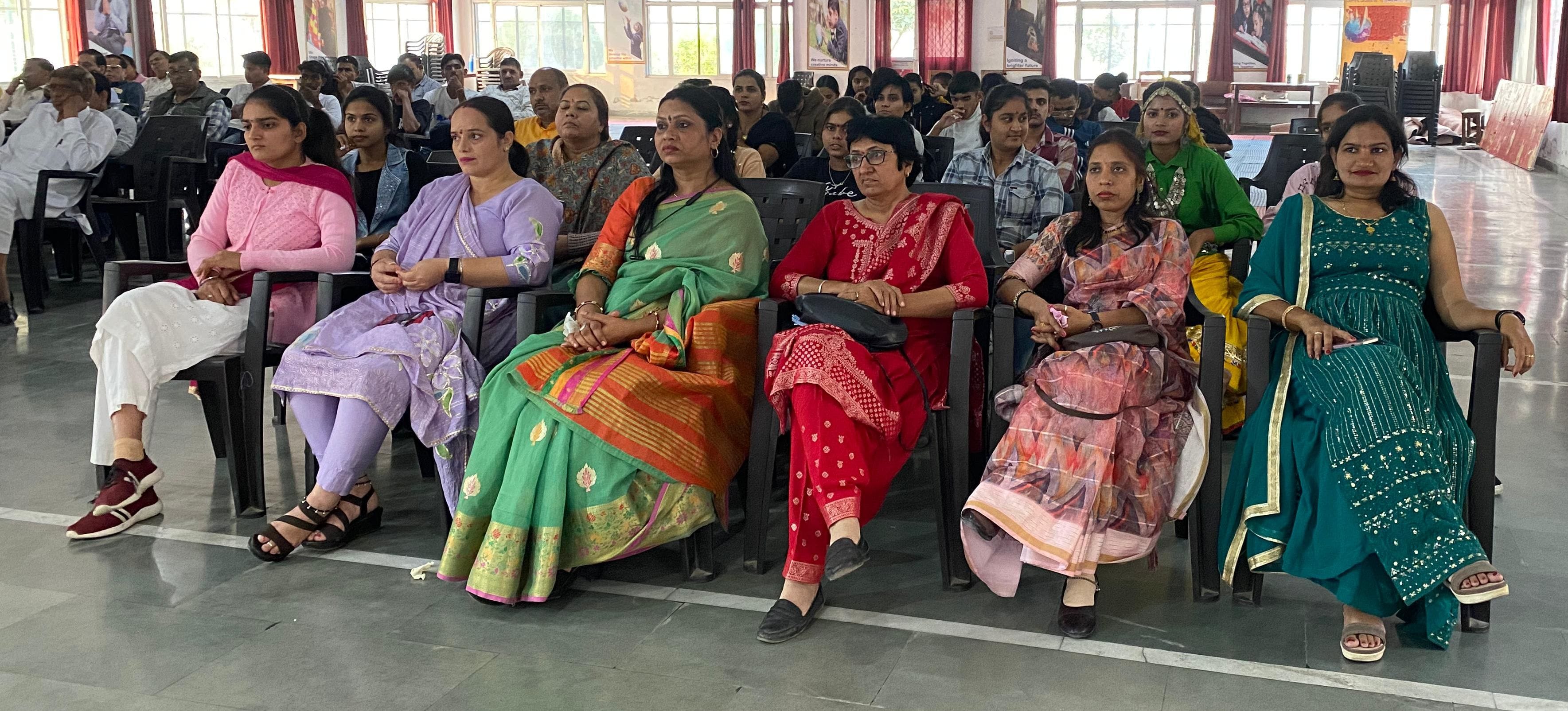 20जेएनडी15-भारतीय ग्राहक पंचायत में संबोधित करते राज्य सूचना आयुक्त डॉ. जगबीर। संवाद 20जेएनडी15-भारतीय ग्राहक पंचायत में संबोधित करते राज्य सूचना आयुक्त डॉ. जगबीर। संवाद