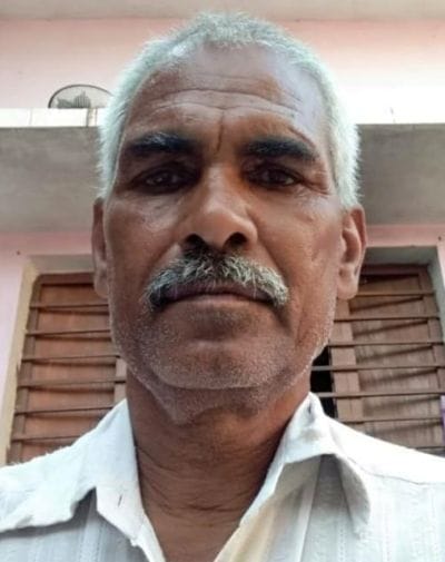 ग्राम वेला रायपुर का गन्ना सेंटर। संवाद