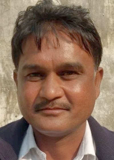 खाद की दुकान। संवाद