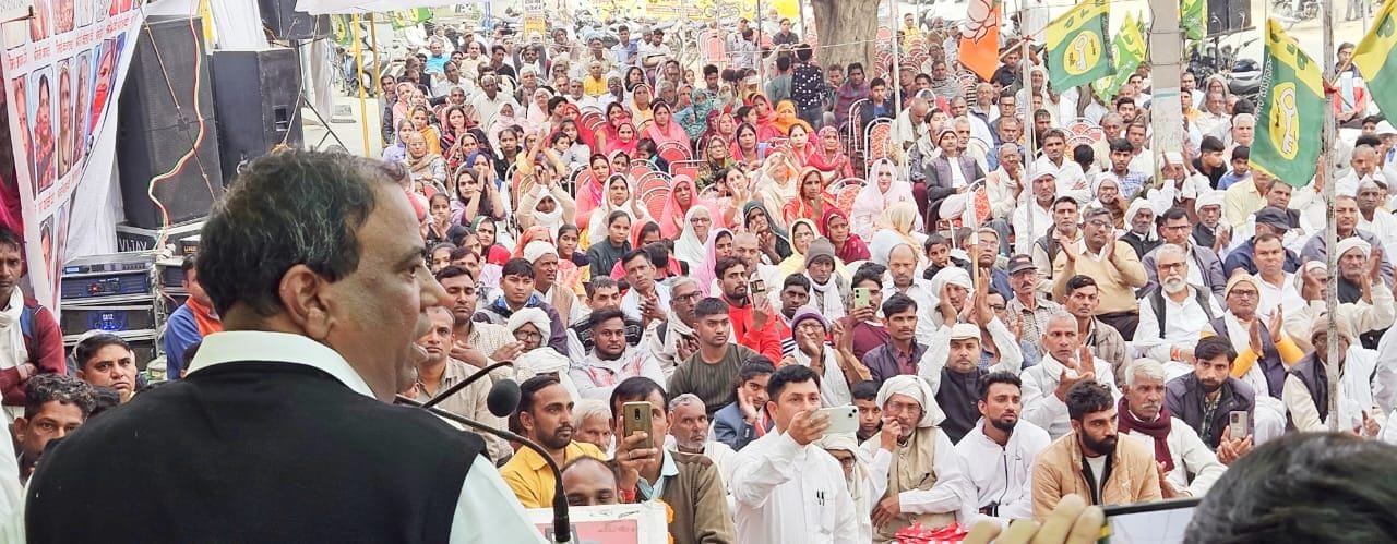 26जेएनडी31: कार्यक्रम को संबोधित करते हुए राज्य मंत्री अनूप धानक। 26जेएनडी31: कार्यक्रम को संबोधित करते हुए राज्य मंत्री अनूप धानक।