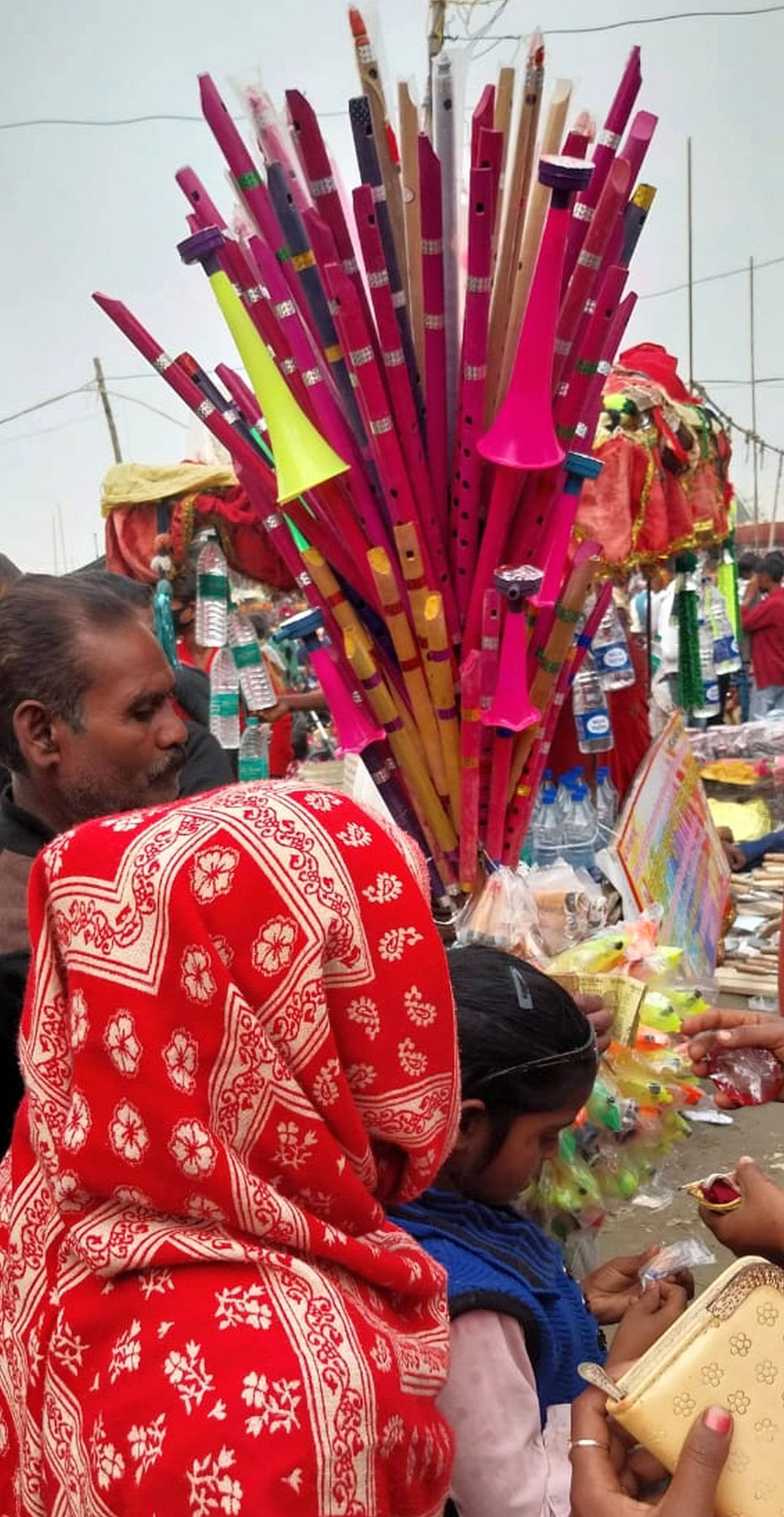 मेला ककोड़ा गंगा घाट पर स्नान करते लोग। संवाद