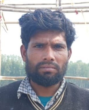 कुरुक्षेत्र। पवित्र ब्रहमसरोवर तट पर तैयार की जा रही मां वैष्णों की गुफा। संवाद