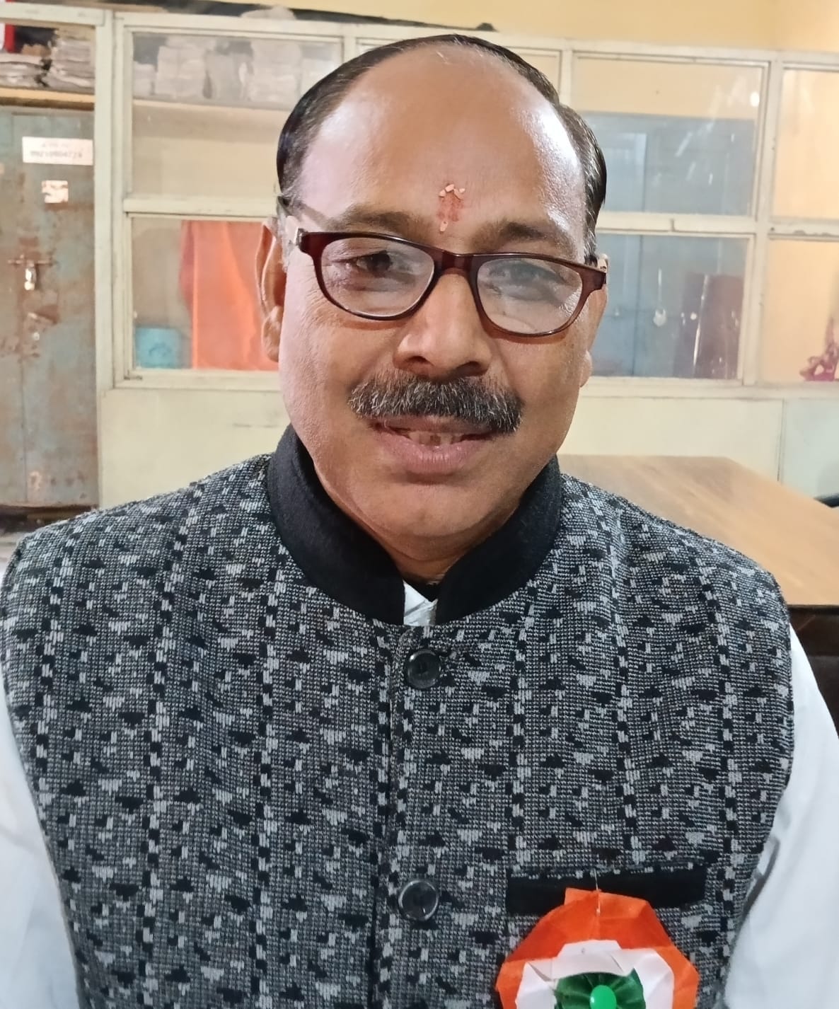 राम इंटर कॉलेज में आयोजित पुरातन छात्र सम्मेलन में कार्यक्रम प्रस्तुत करता छात्र । संवाद राम इंटर कॉलेज में आयोजित पुरातन छात्र सम्मेलन में कार्यक्रम प्रस्तुत करता छात्र । संवाद