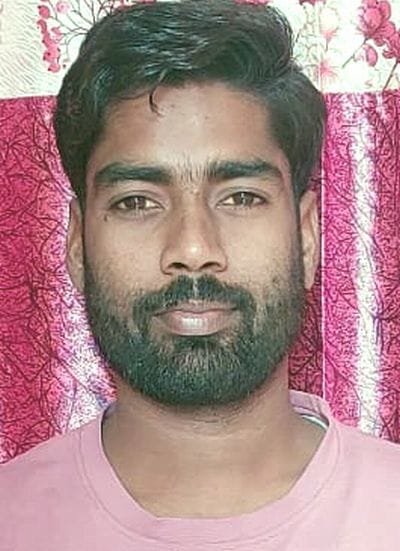 रितिक।(खेल वाली खबर के साथ)