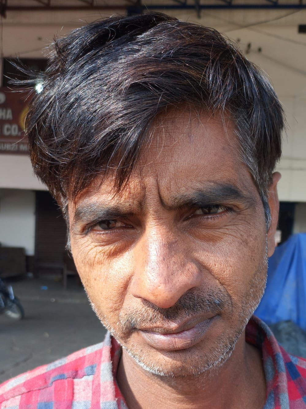 कुरुक्षेत्र। हड़ताल होने के चलते सुनसान पड़ी सब्जी मंडी। संवाद कुरुक्षेत्र। हड़ताल होने के चलते सुनसान पड़ी सब्जी मंडी। संवाद