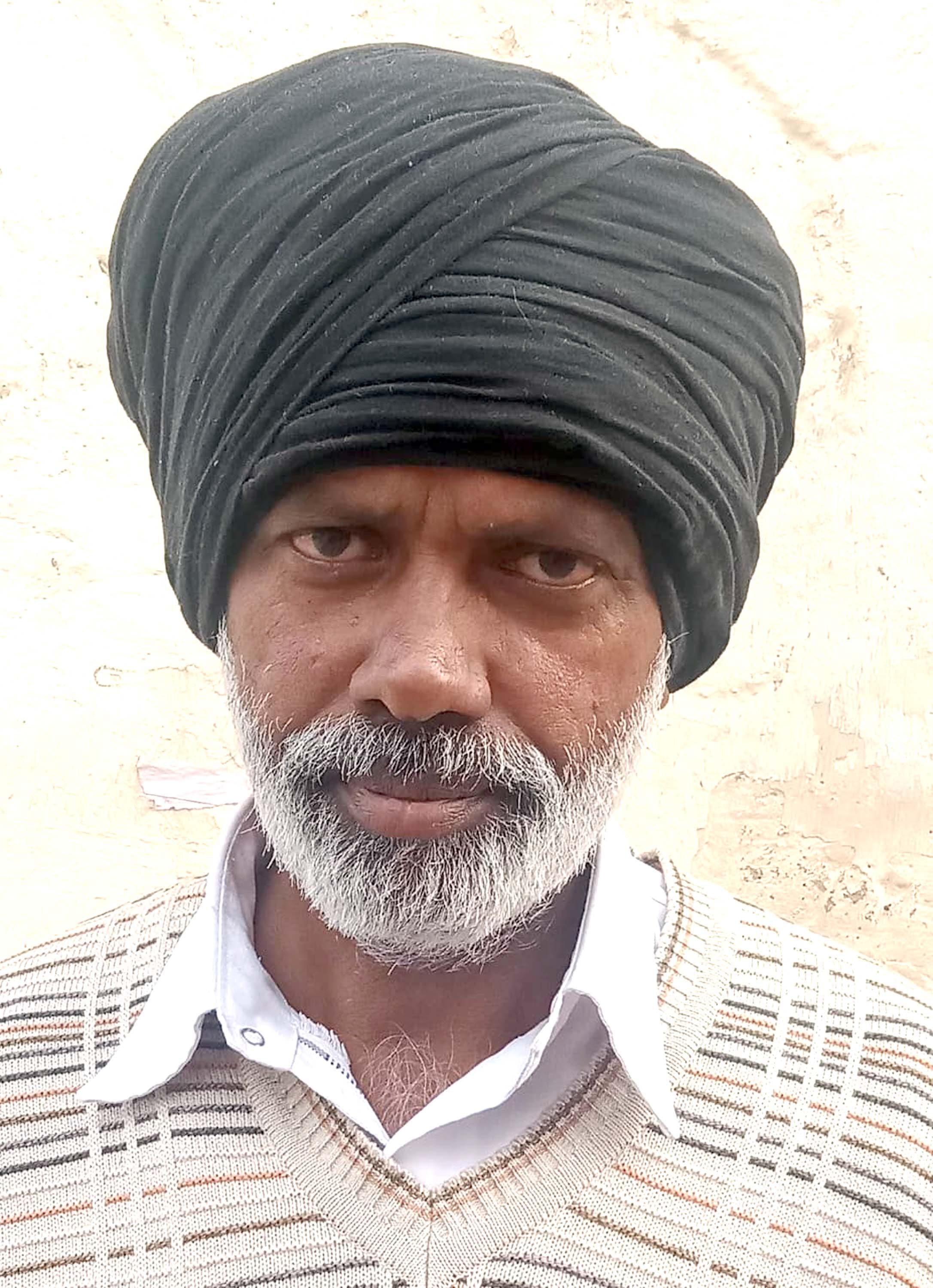 अंबाला सिटी से सटे गांव जलबेड़ा में मेन सड़क के साथ बना तालाब। अंबाला सिटी से सटे गांव जलबेड़ा में मेन सड़क के साथ बना तालाब।