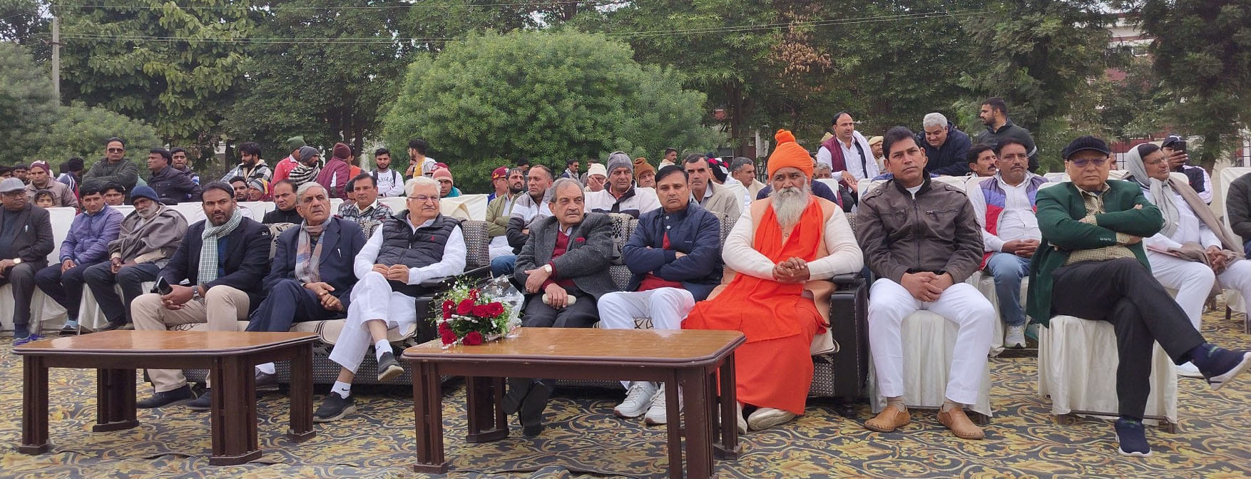 01जेएनडी36: प्रदर्शन को देखते हुए पूर्व विधायक प्रेमलता। संवाद 01जेएनडी36: प्रदर्शन को देखते हुए पूर्व विधायक प्रेमलता। संवाद