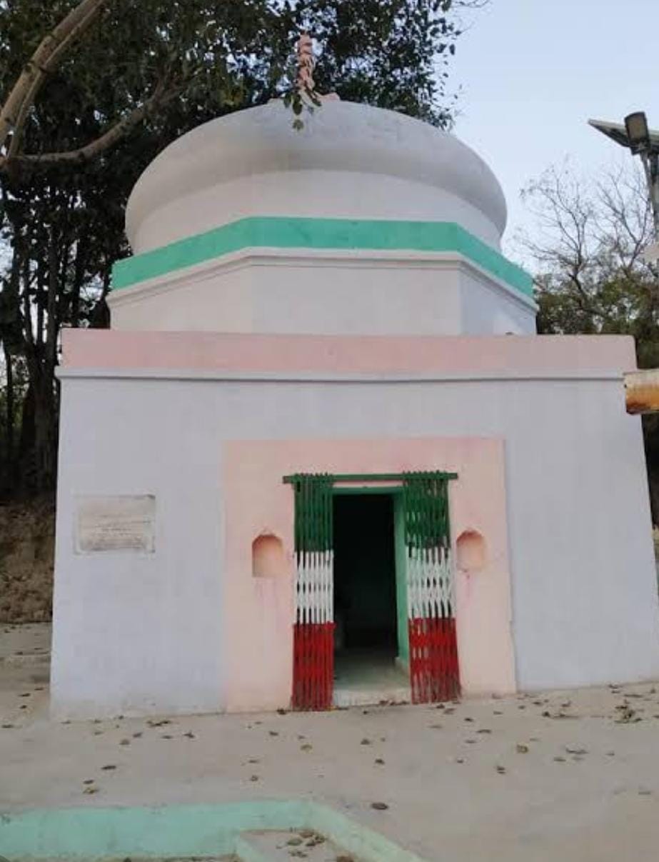 बाबा घुइसरनाथ शिवलिंग।