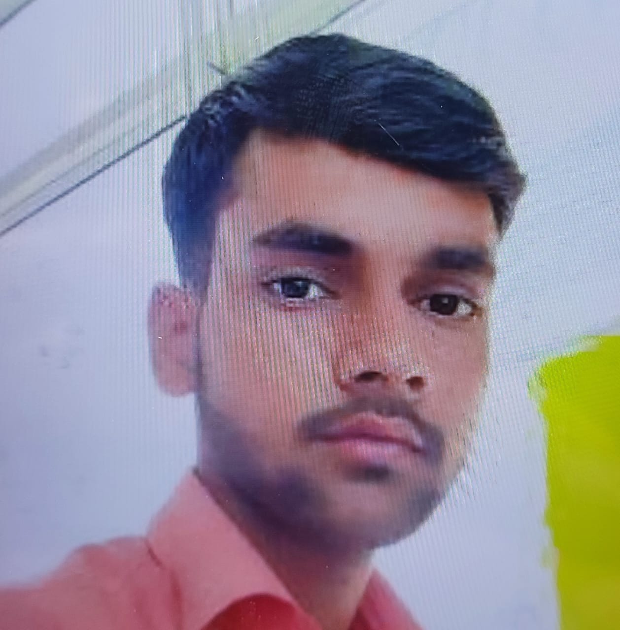 बिजनौर के कस्बा झालू के गोलबाग के पास सड़क दुर्घटना में दो युवकों की मौत के बाद मौके पर पहुंची बिजनौर के कस्बा झालू के गोलबाग के पास सड़क दुर्घटना में दो युवकों की मौत के बाद मौके पर पहुंची